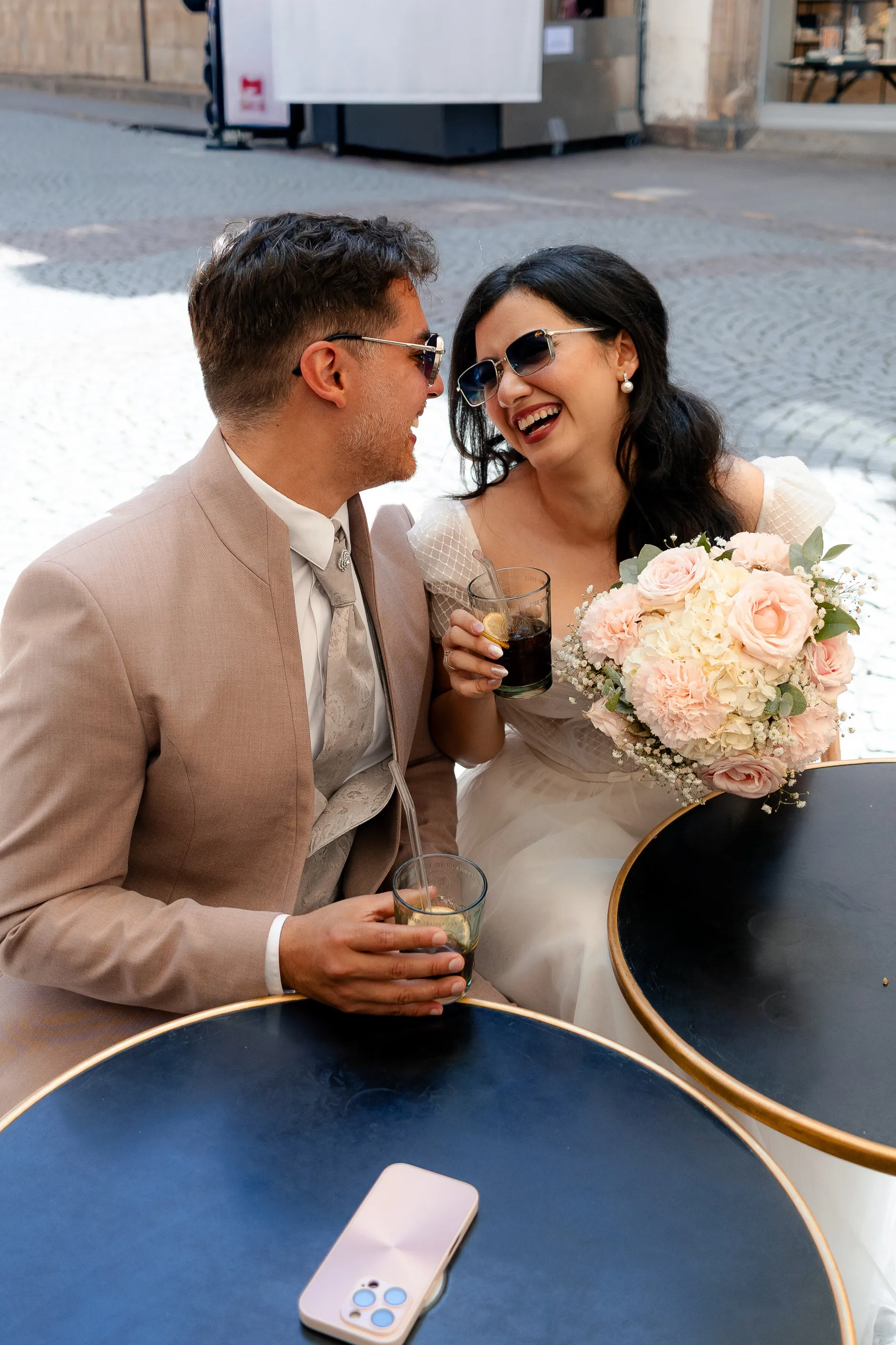 Emma and Julien – Wedding photos on the cobblestone streets of Strasbourg