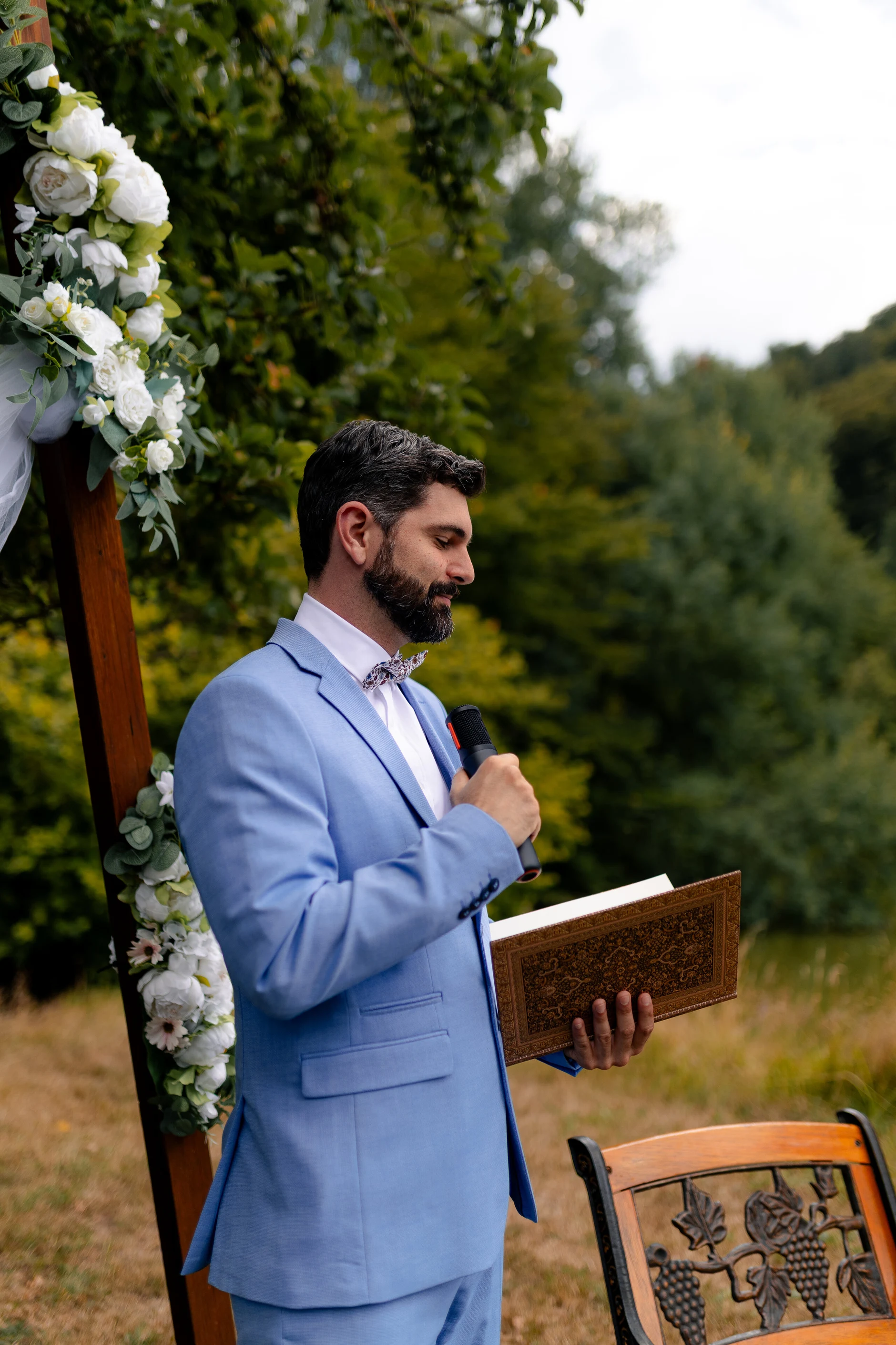 Emma and Julien – Wedding photos on the cobblestone streets of Strasbourg