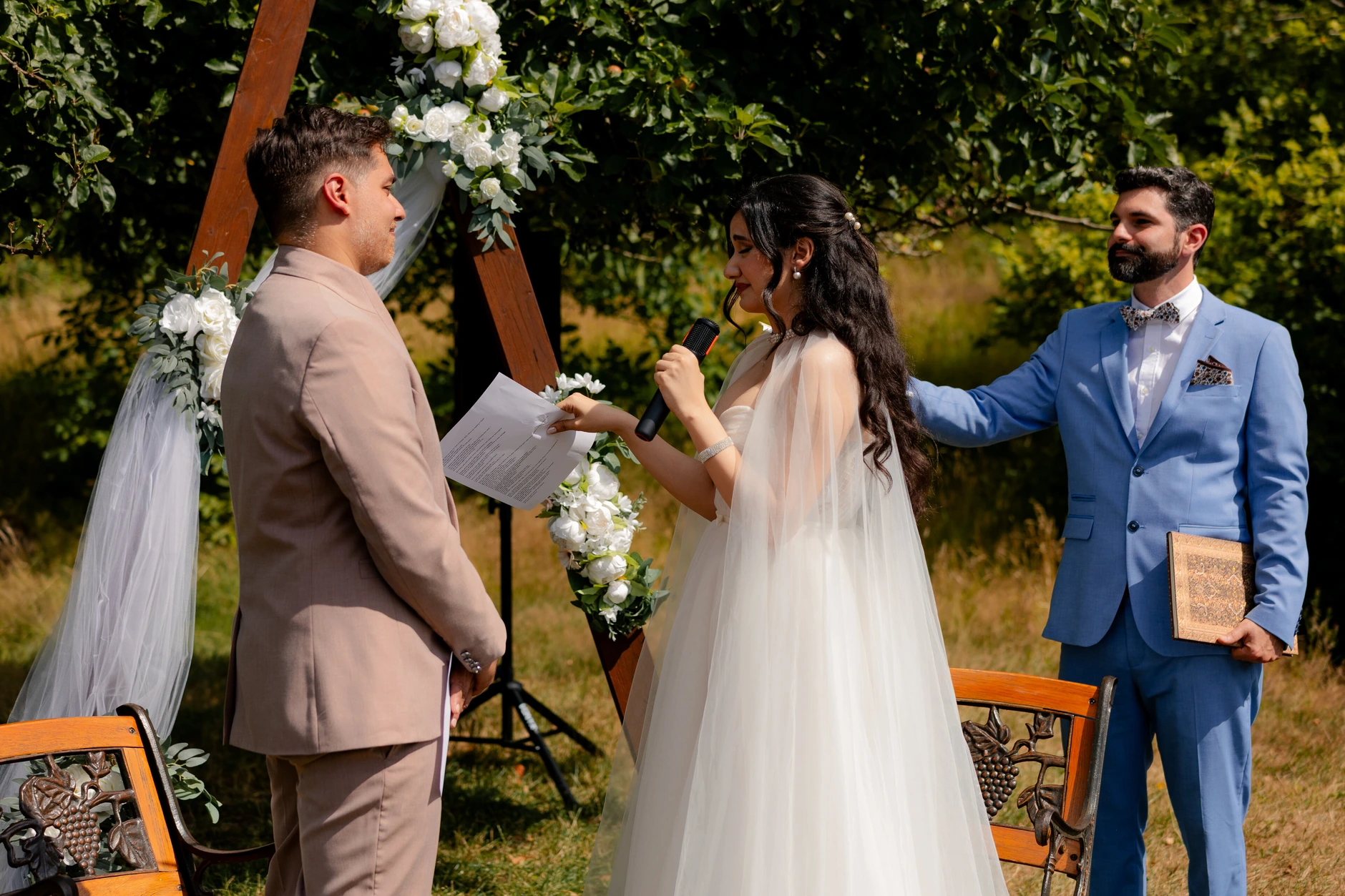 Emma and Julien – Romantic wedding moments in Strasbourg