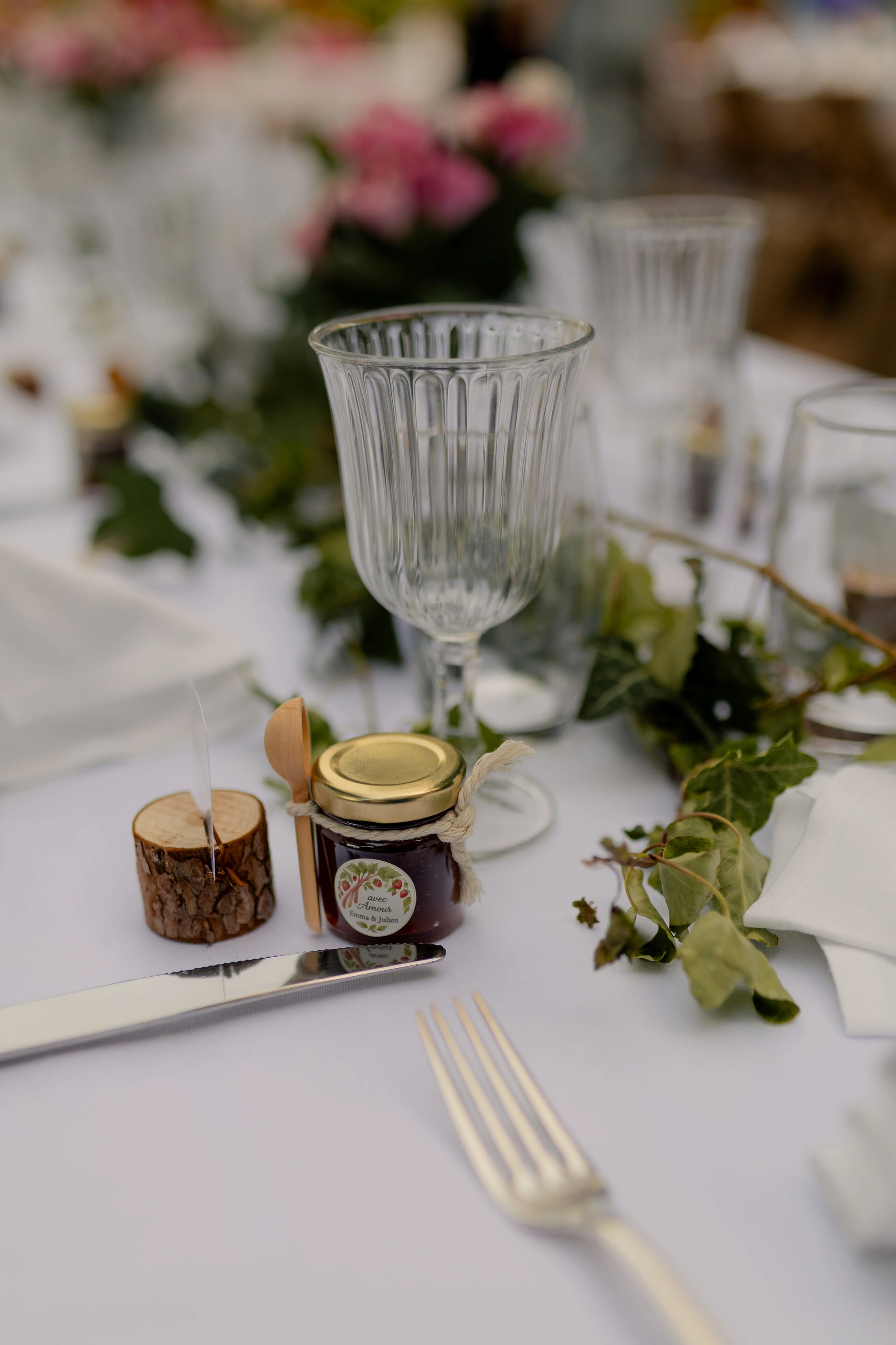 Emma and Julien – Wedding portraits in the Strasbourg old town