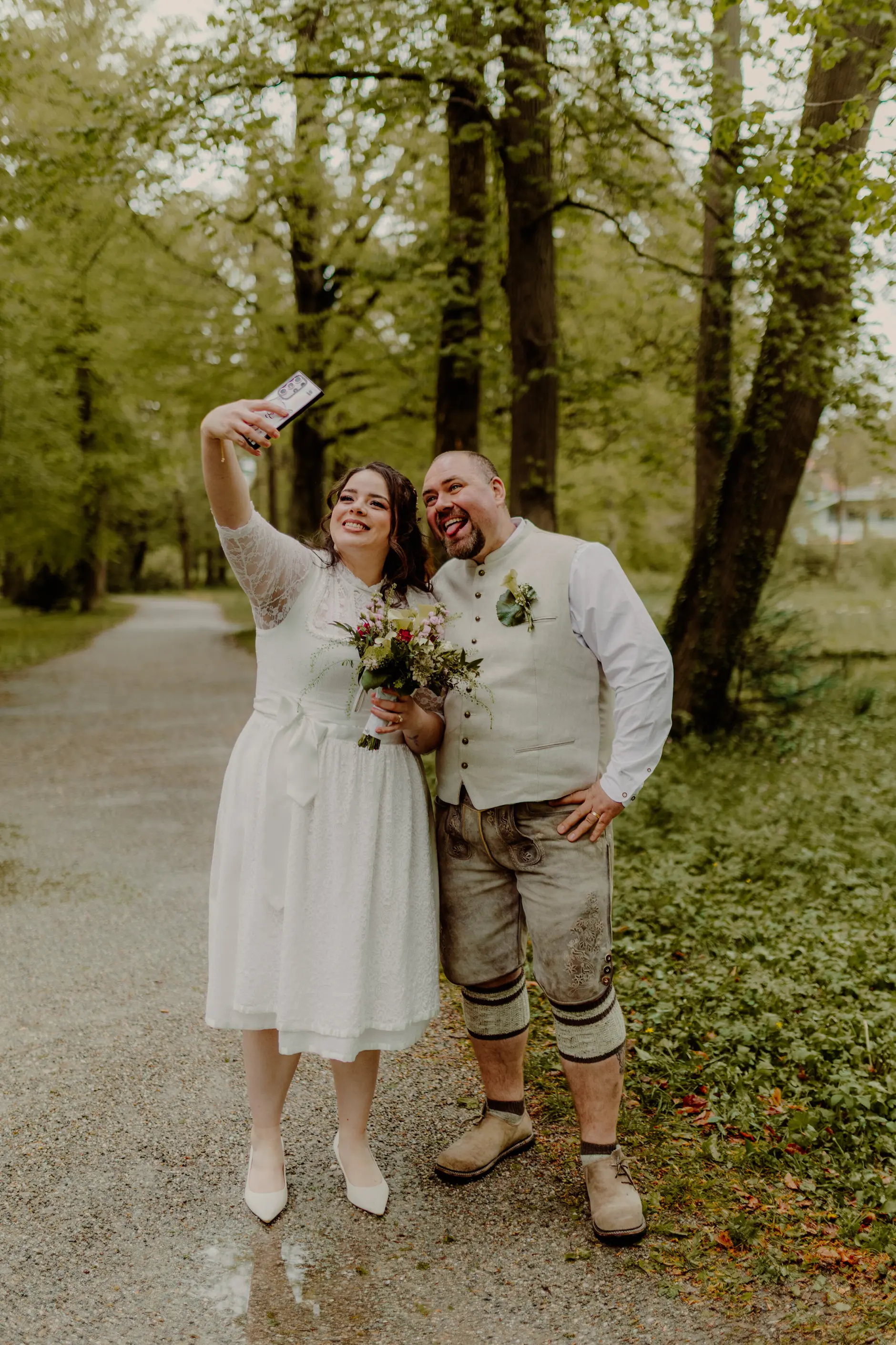 Haiko y Jocelyn – Brindis y discursos en la recepción de boda en Gasthaus Bartl