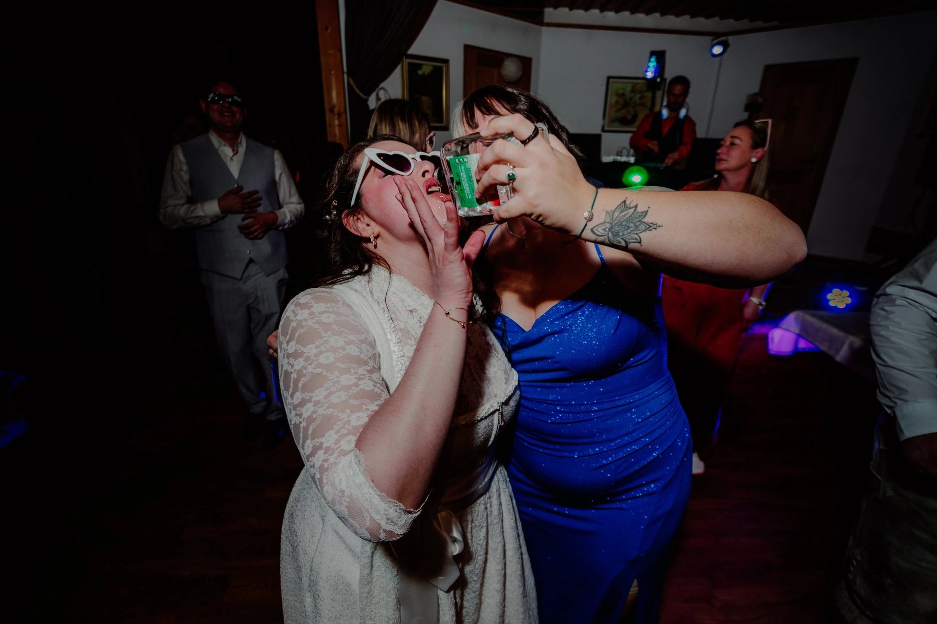 Haiko y Jocelyn – Fiesta de boda en Gasthaus Bartl, Baviera