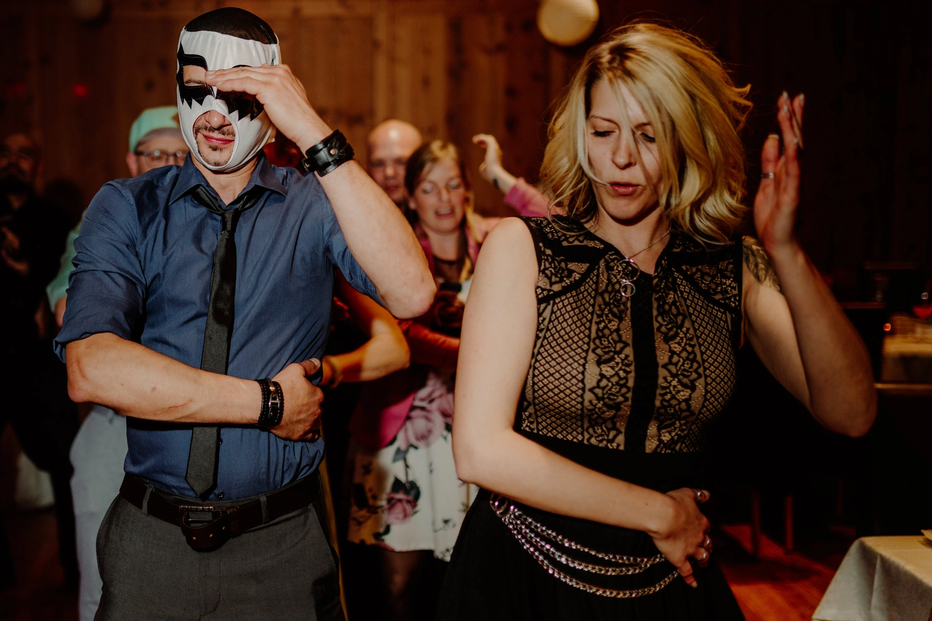 Haiko y Jocelyn – Fiesta de boda en Gasthaus Bartl, Baviera