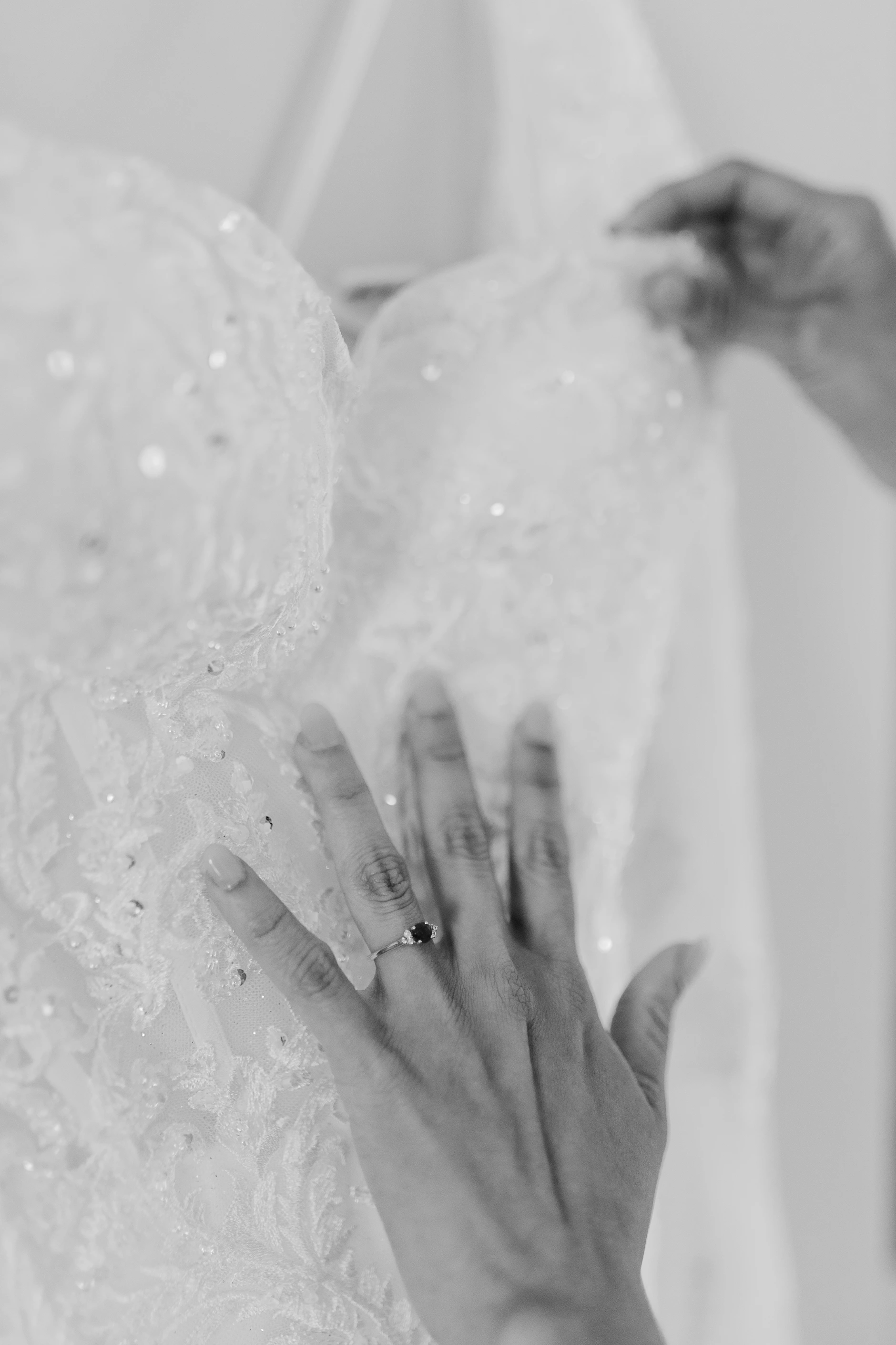 Outdoor recepción moment with invitados celebrating – fotografía de boda Francia