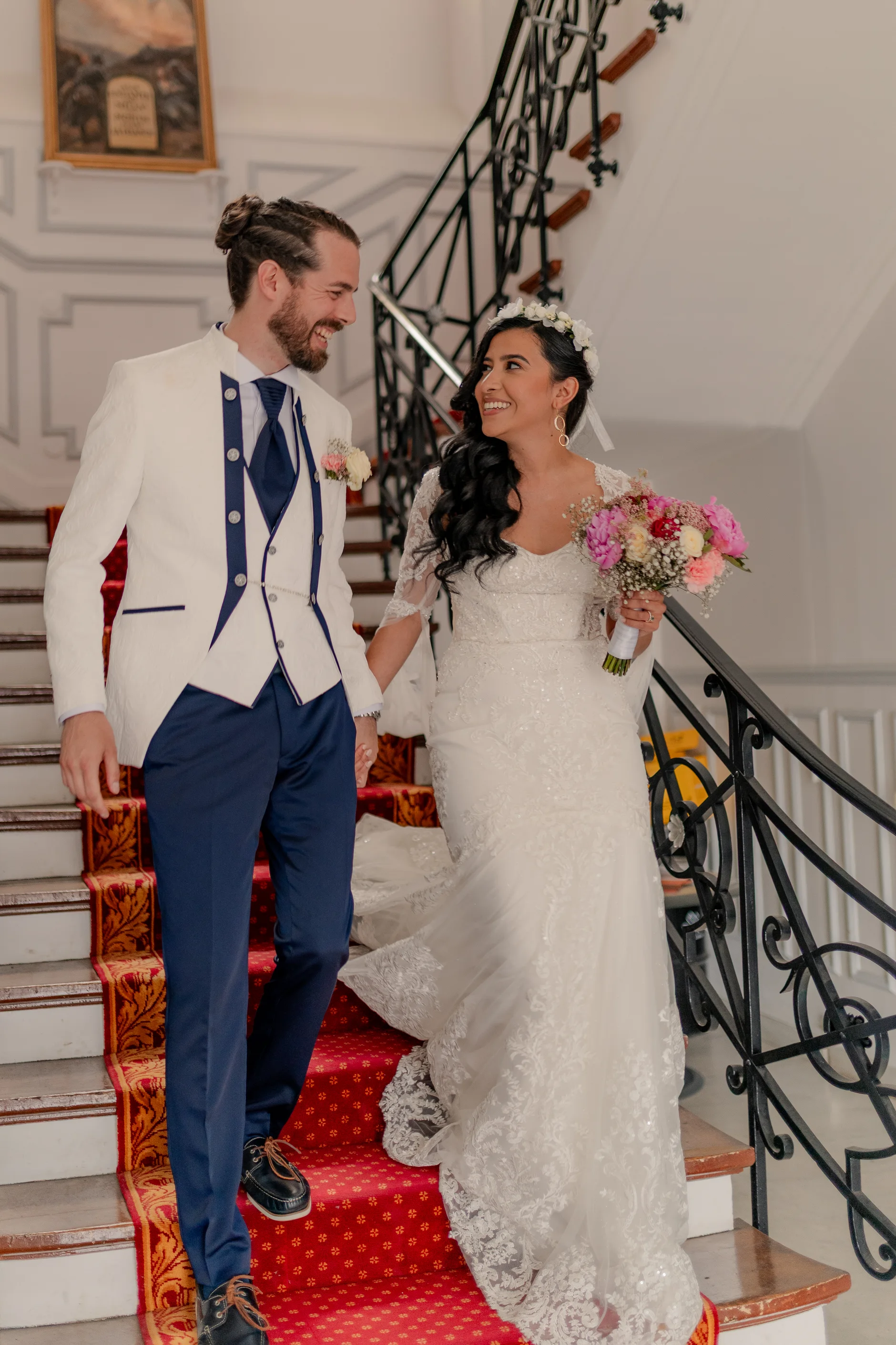 Indoor recepción candid shot – fotografía de boda Francia