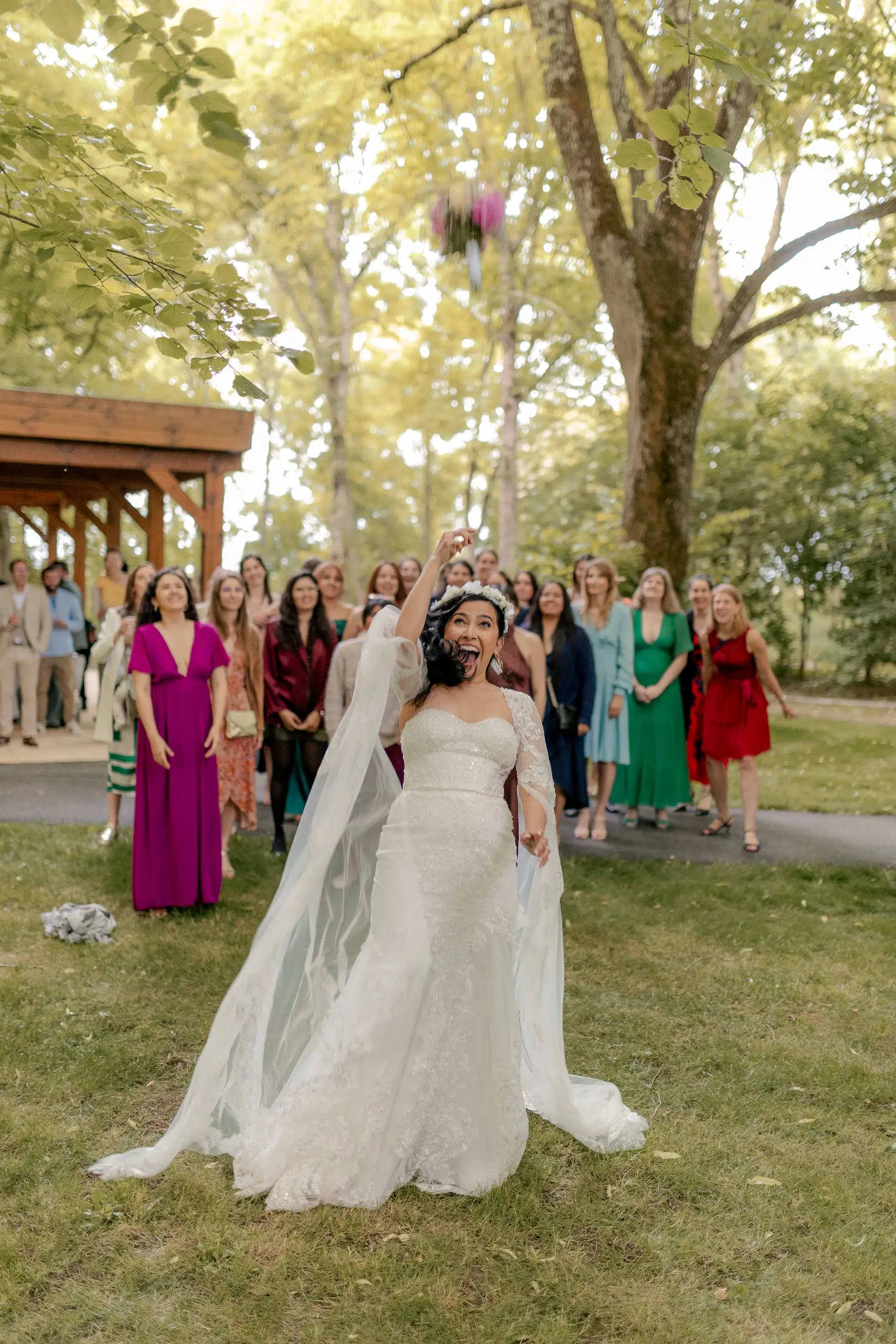 Late evening couple portrait – fotografía de boda Milly-la-Forêt Francia