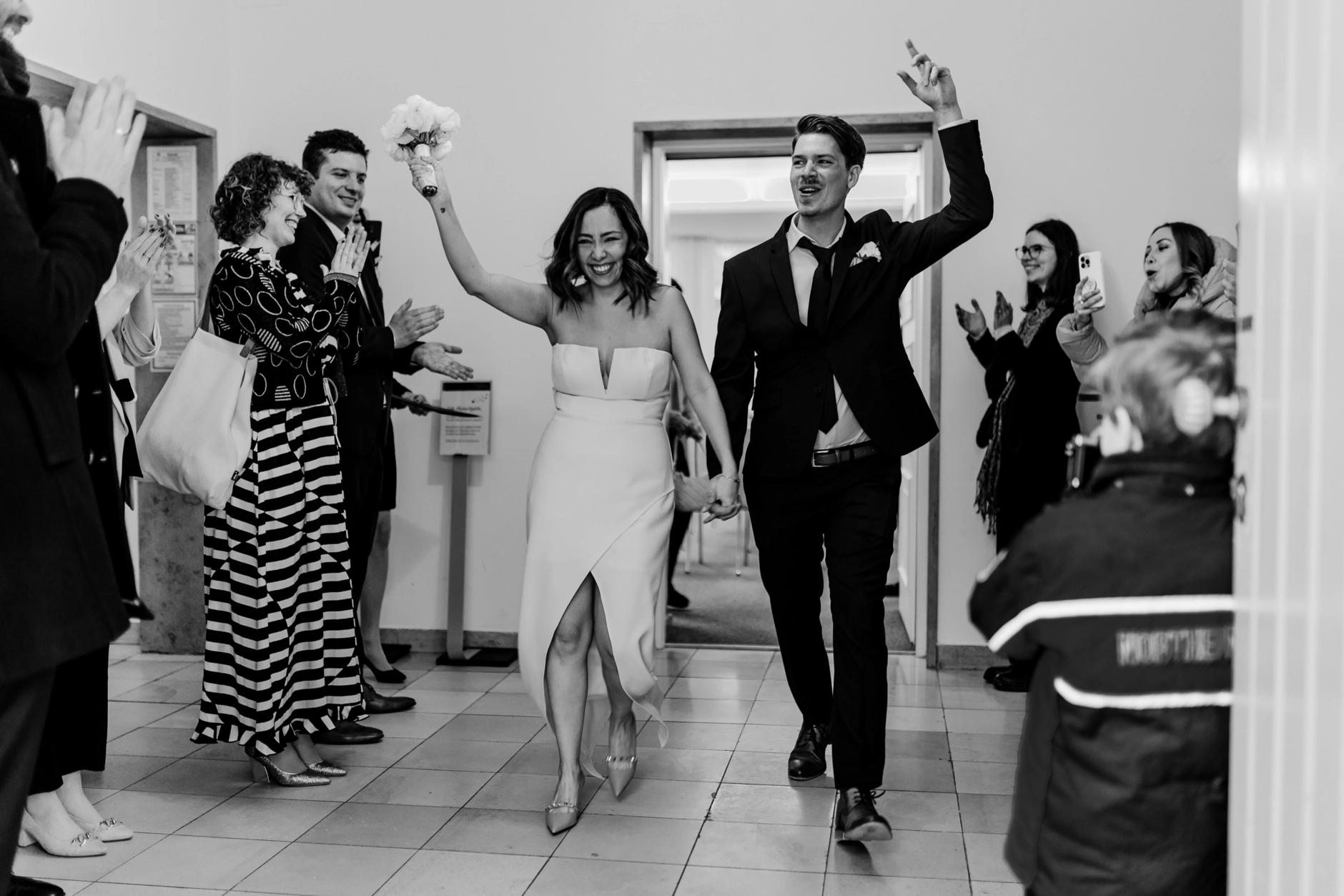 Paulina and Pascal – Wedding moments at Standesamt Schwabing, Munich