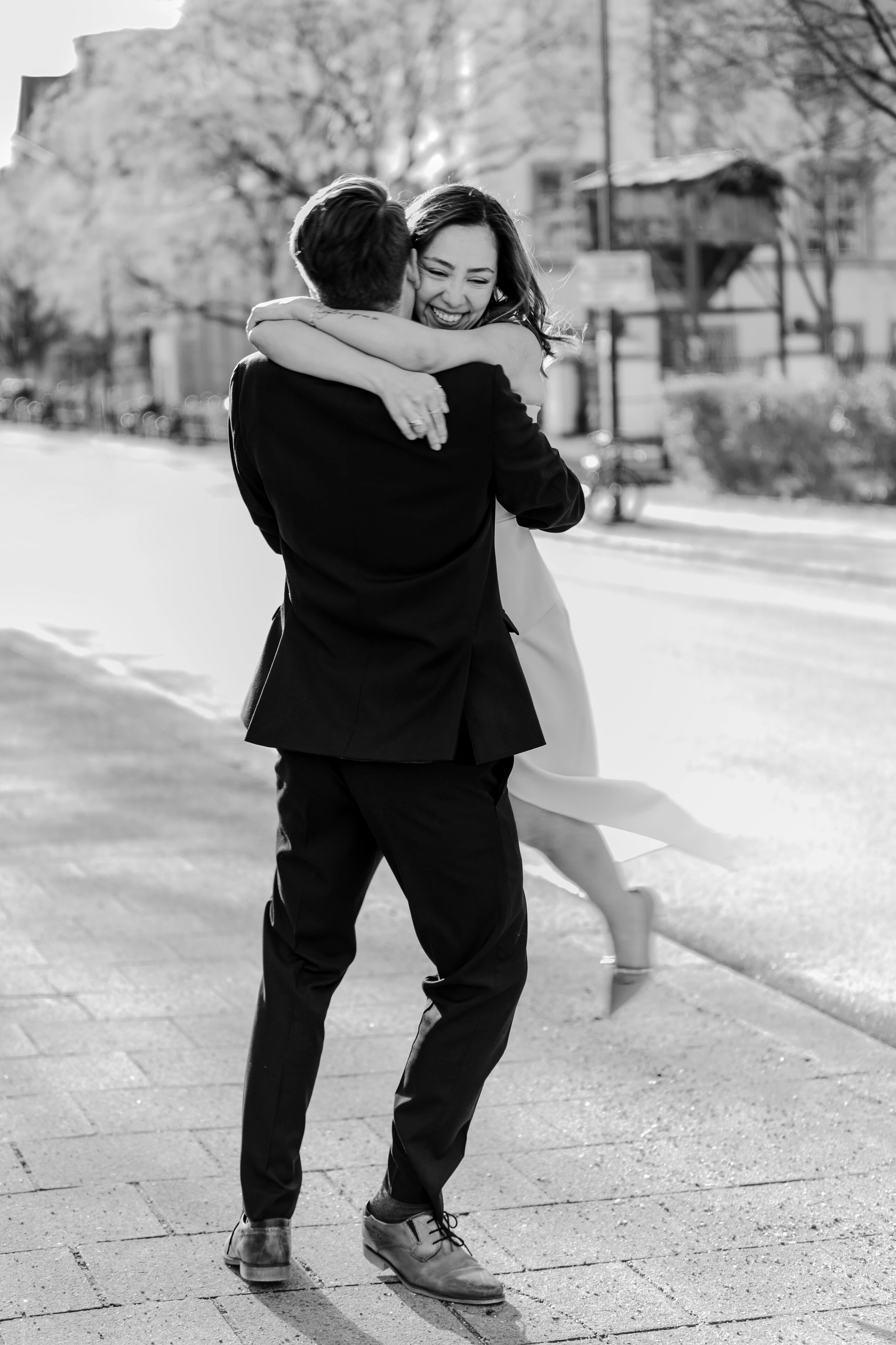 Paulina and Pascal – Group fun and celebration at the wedding in Schwabing, Munich