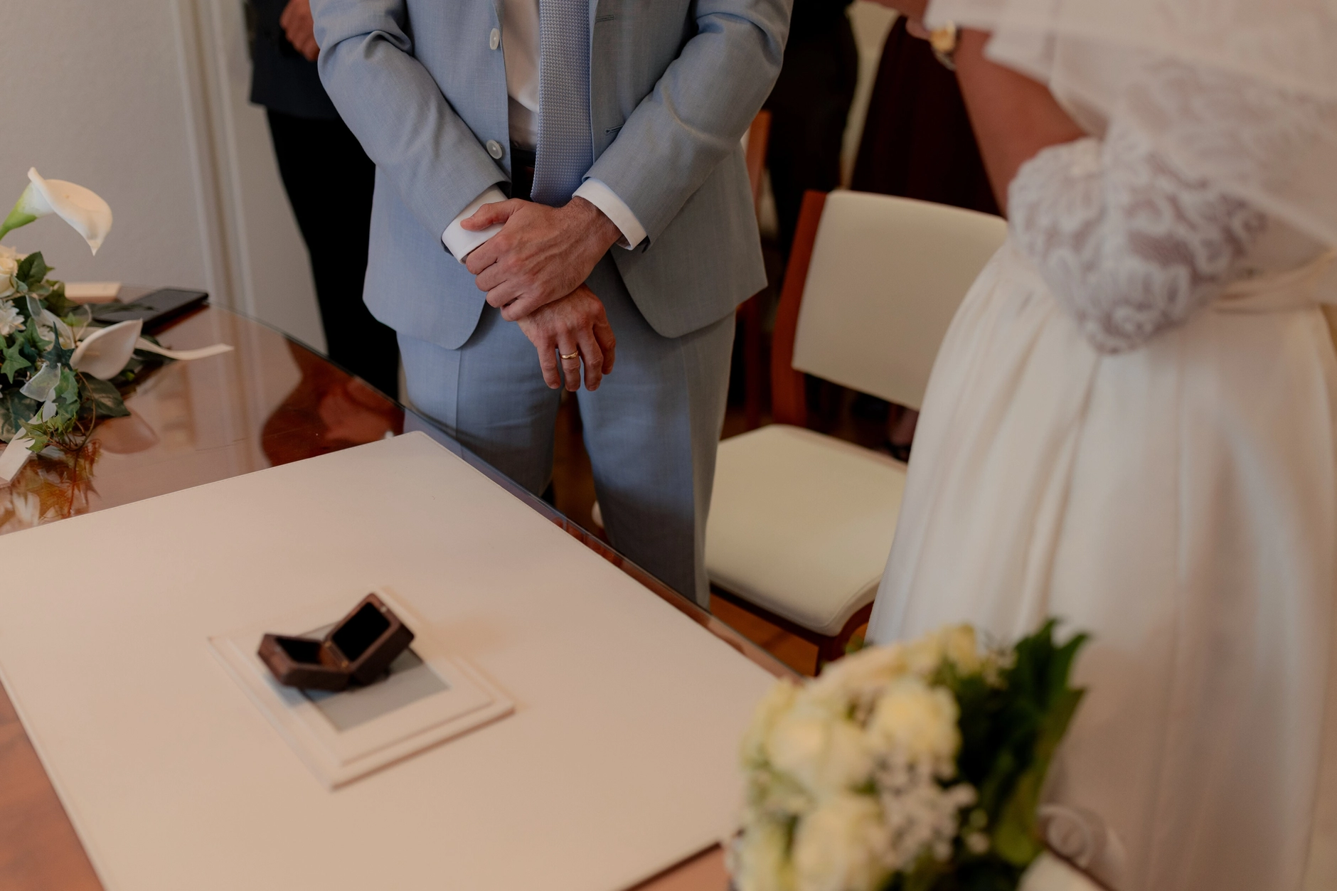 Virginia and Romano – Family Celebration and Group Photos at the Wedding