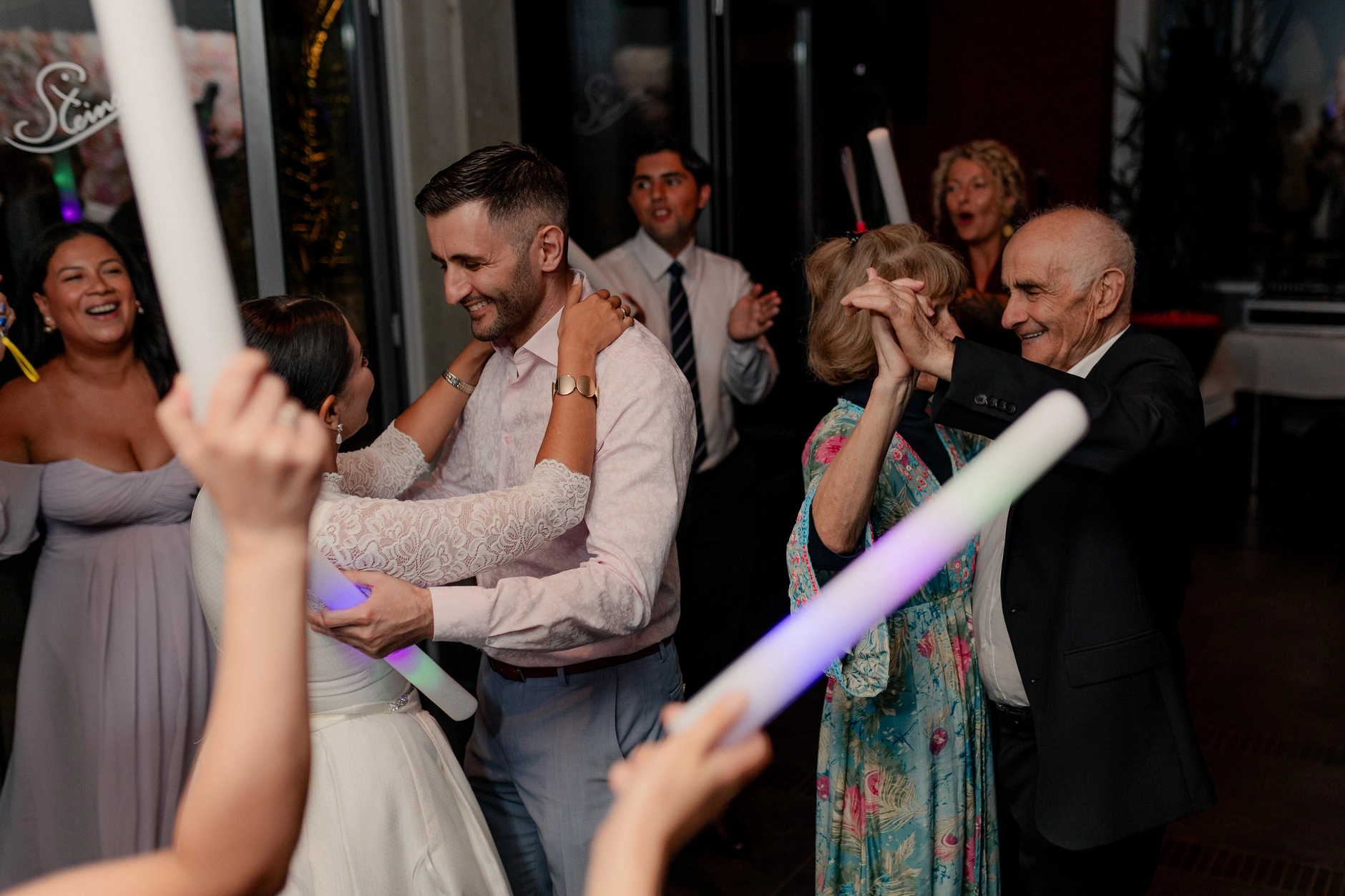 Virginia and Romano – Family Celebration and Group Photos at the Wedding