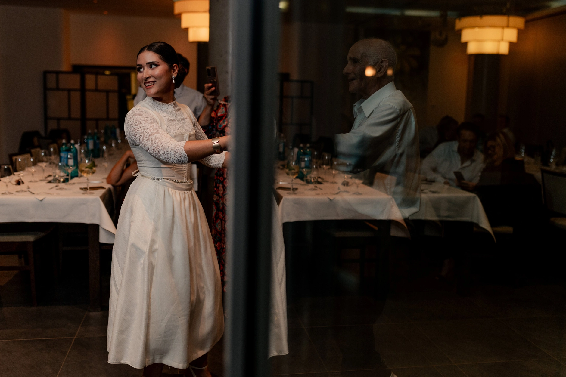 Virginia and Romano – Outdoor Wedding Photos in Wolfratshausen